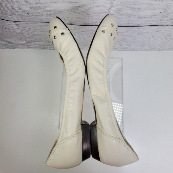 Michael Kors Leather Beige Studded Slip On Ballet Flats Size 6.5M - Picture 12 of 16